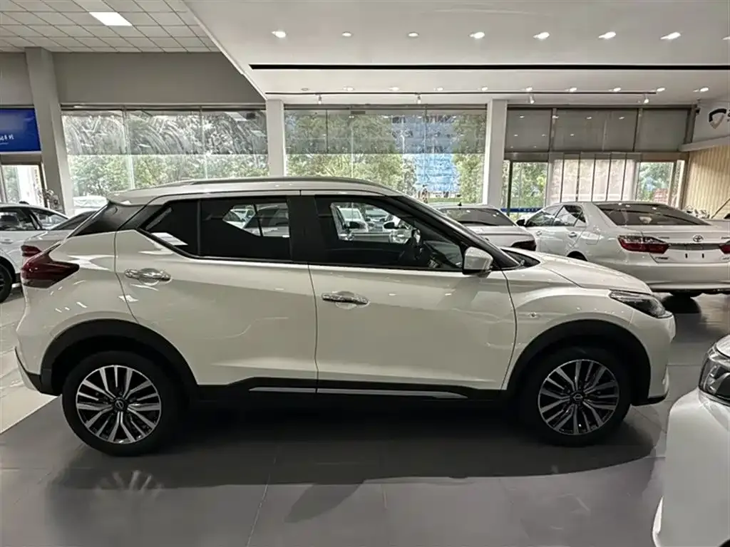 Nissan Kicks — фото 7