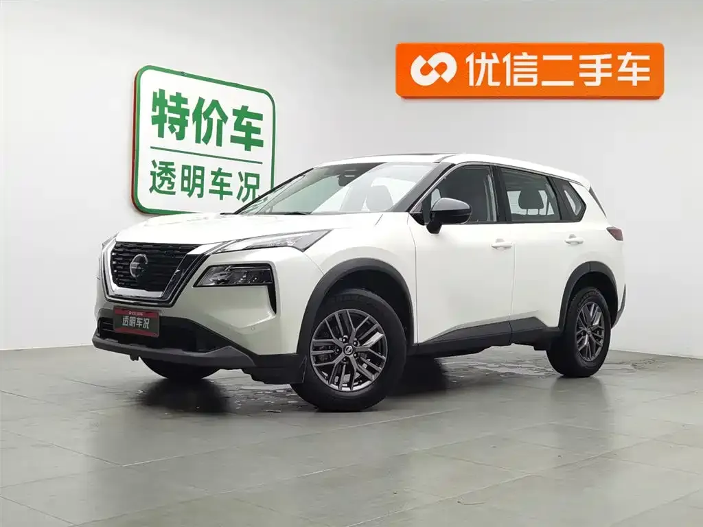 Nissan X-Trail — фото 1