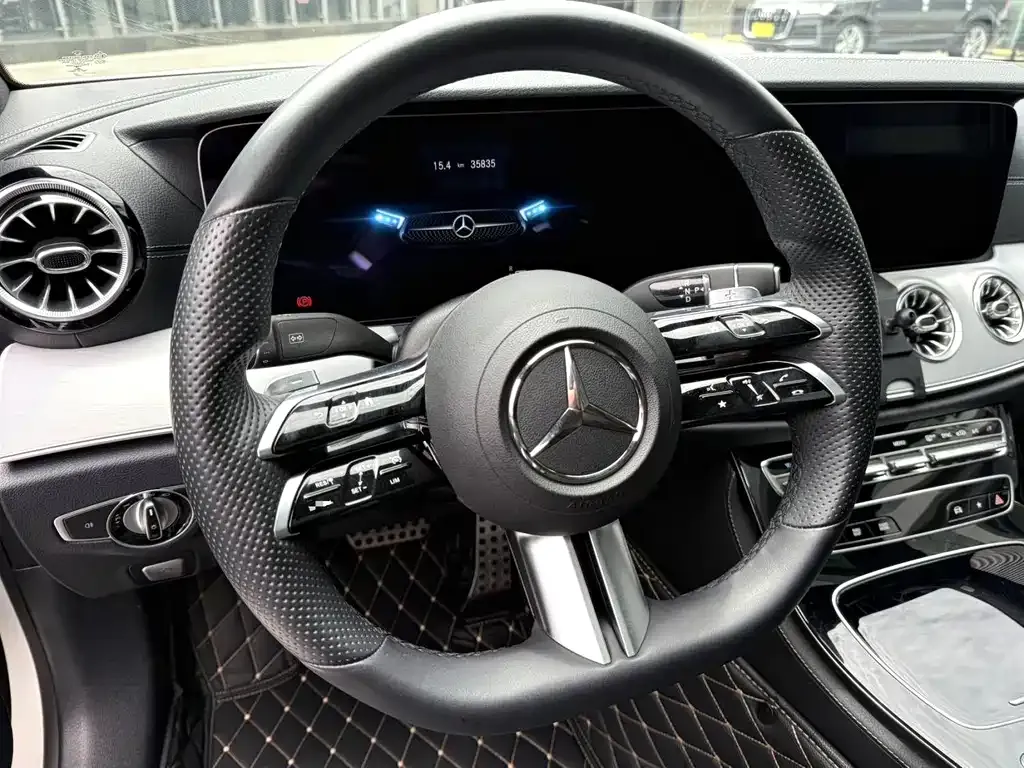 Mercedes-Benz E-Class (Import) — фото 4