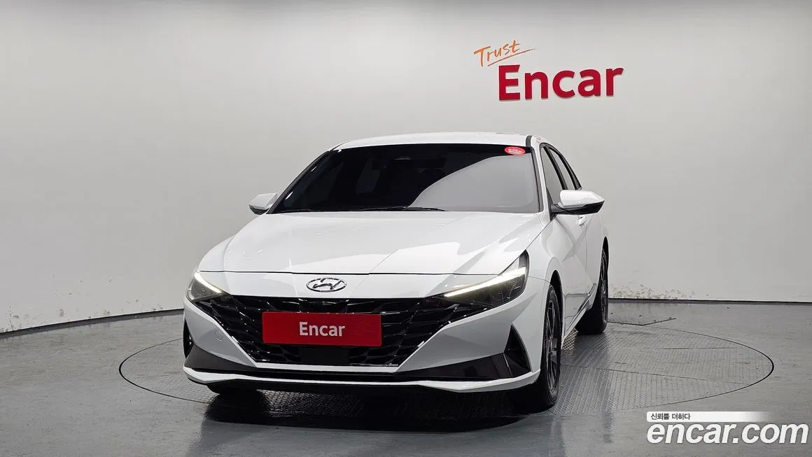 Hyundai AVANTE — фото 3