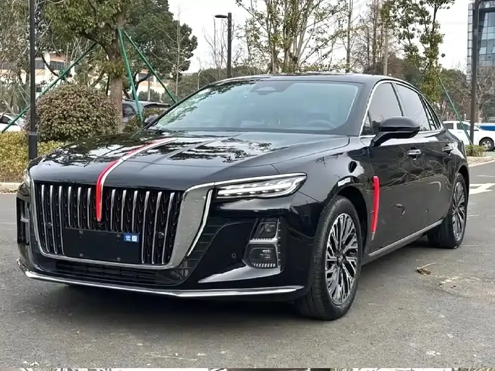 Hongqi H5 — фото 1