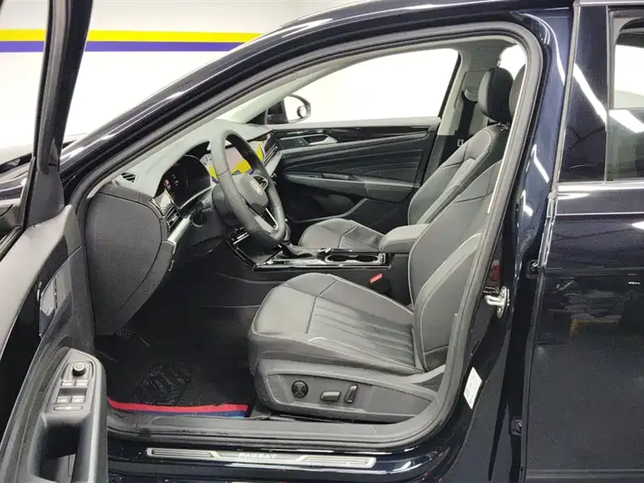 Volkswagen Passat — фото 9