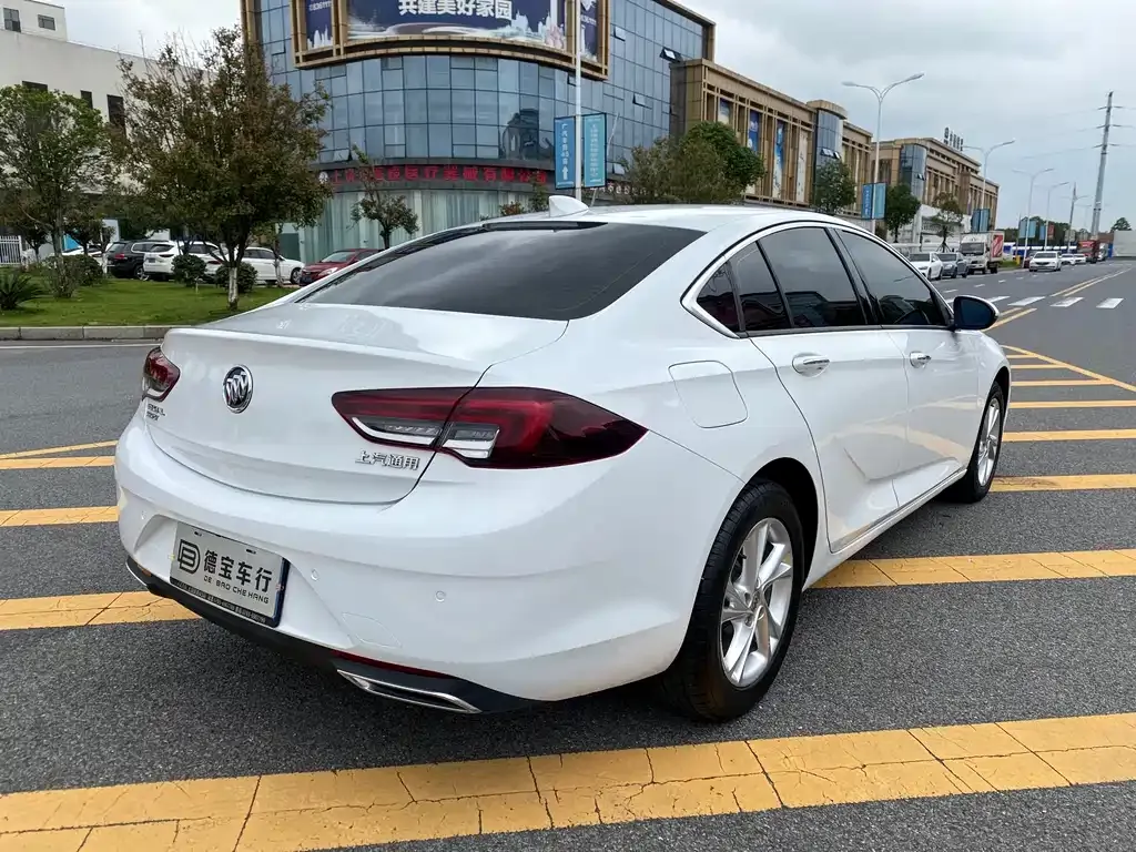Buick Regal — фото 7