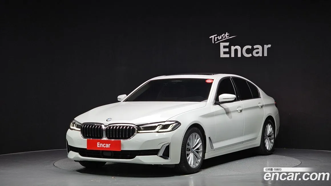 BMW 5-Series — фото 1