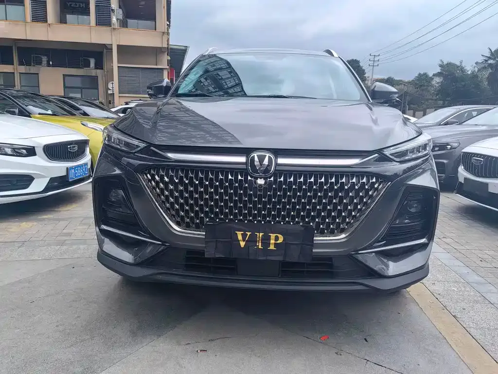 Changan X7 PLUS — фото 1
