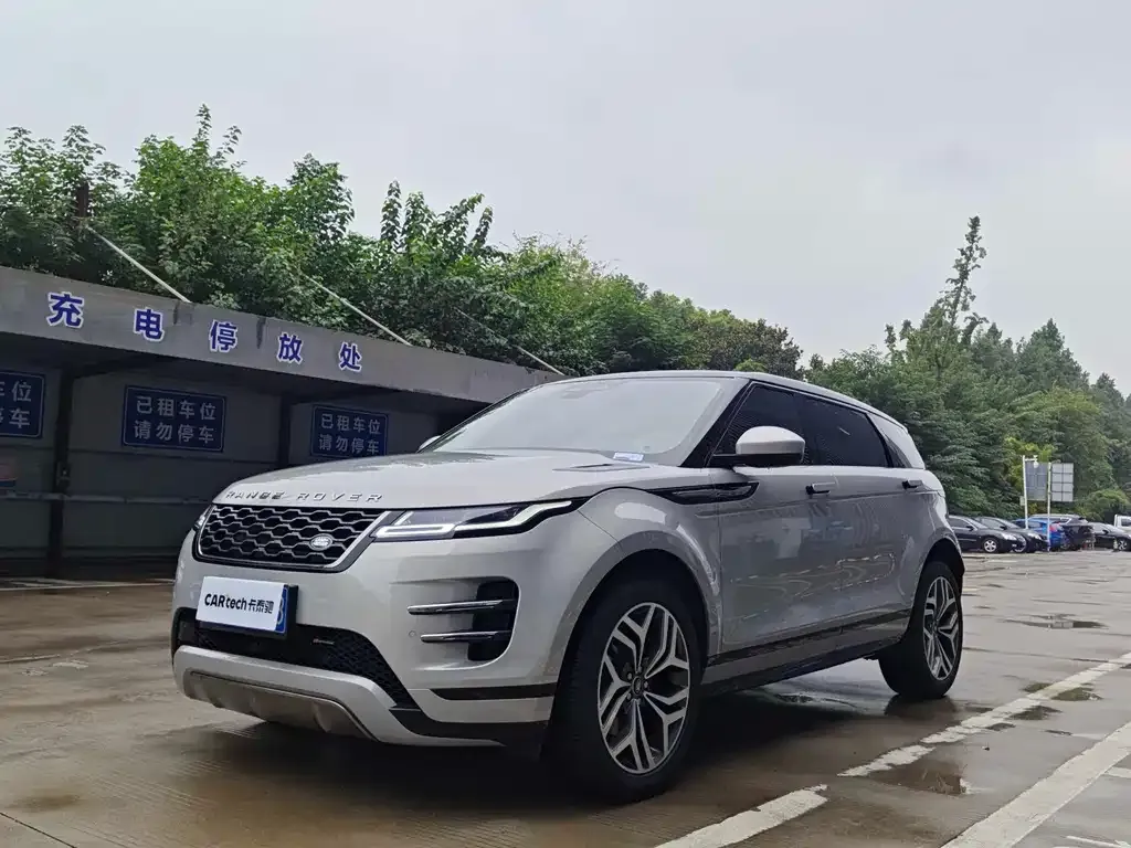 Land Rover Evoque — фото 1