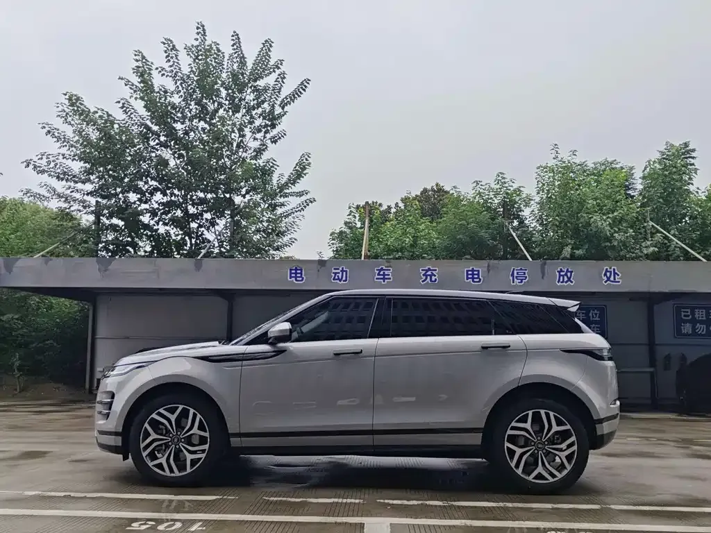 Land Rover Evoque — фото 5