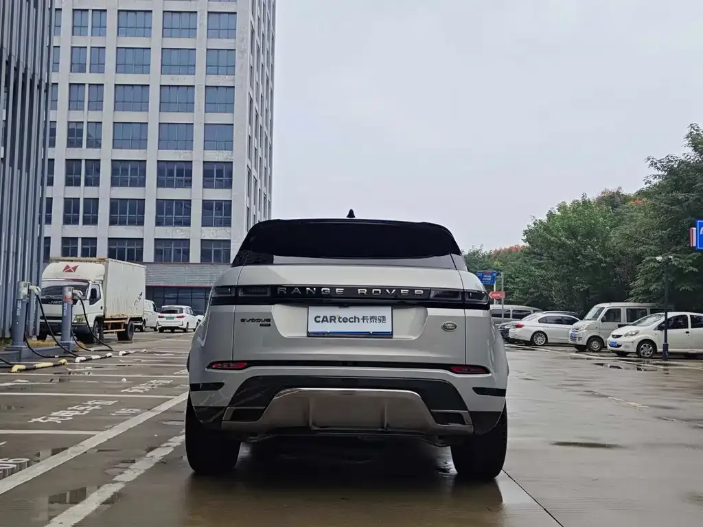 Land Rover Evoque — фото 7
