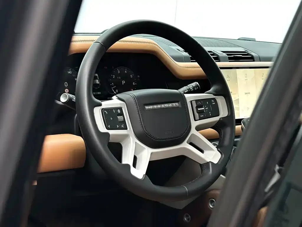 Land Rover Defender — фото 4