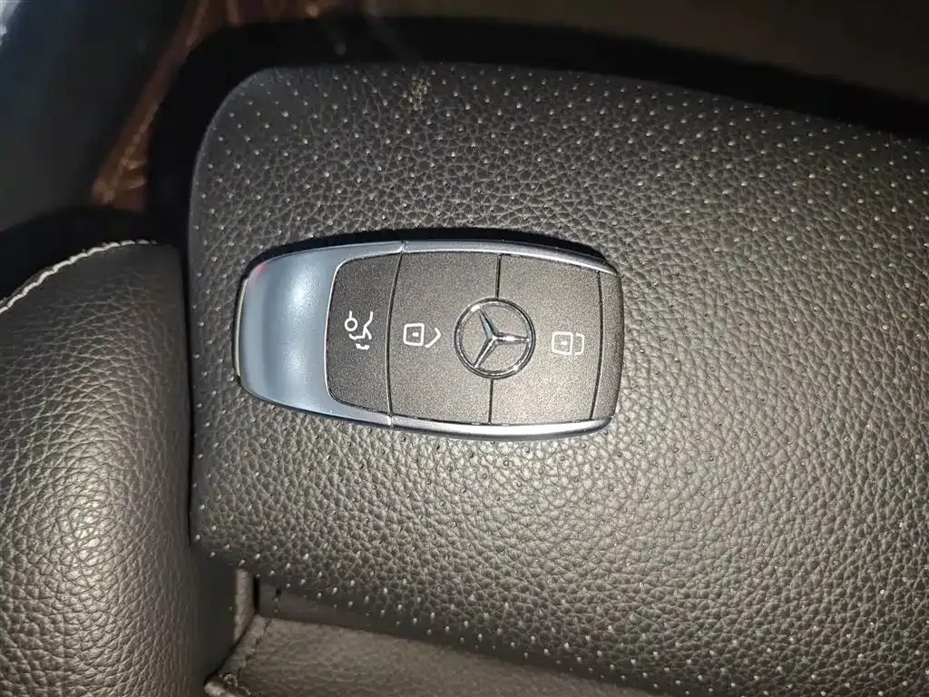 Mercedes-Benz C-Class (Import) — фото 9