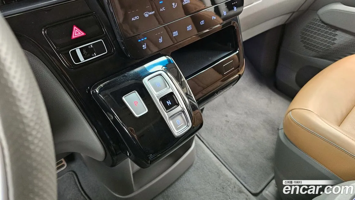 Hyundai Staria — фото 9
