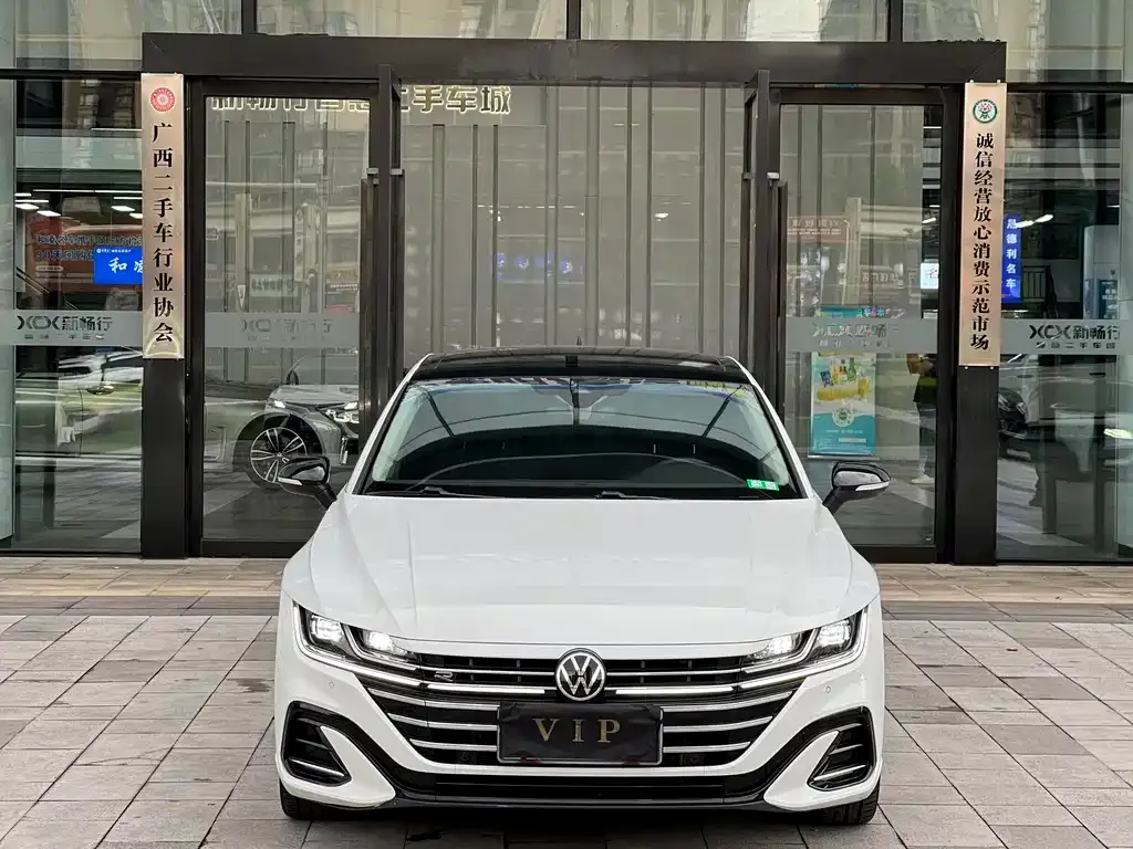 Volkswagen CC — фото 2