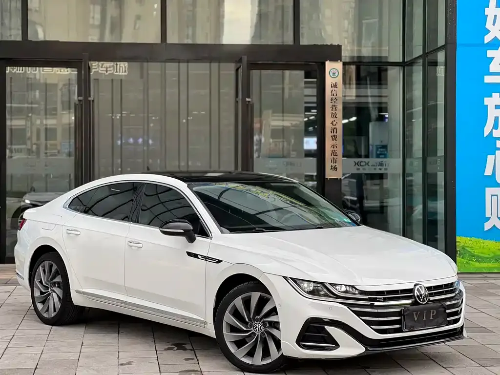 Volkswagen CC — фото 3