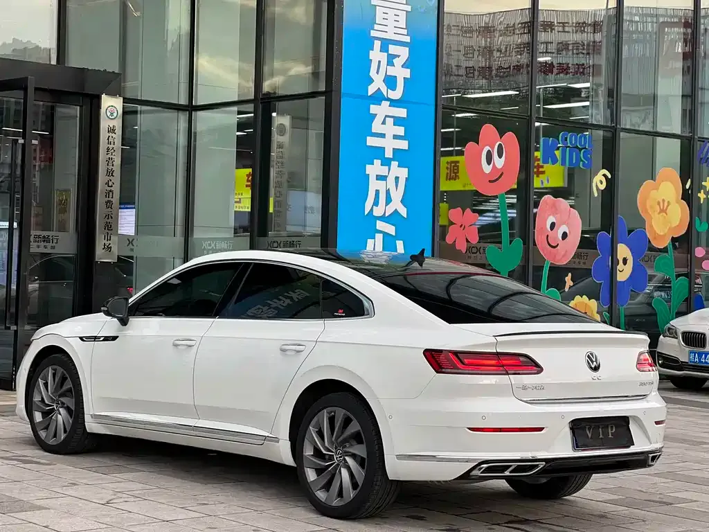 Volkswagen CC — фото 9