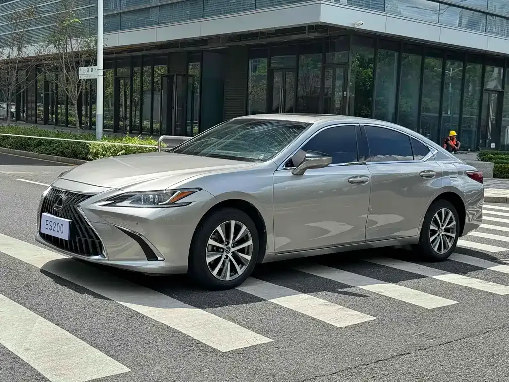 Lexus ES — фото 3