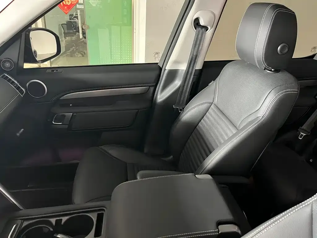 Land Rover Discovery — фото 10