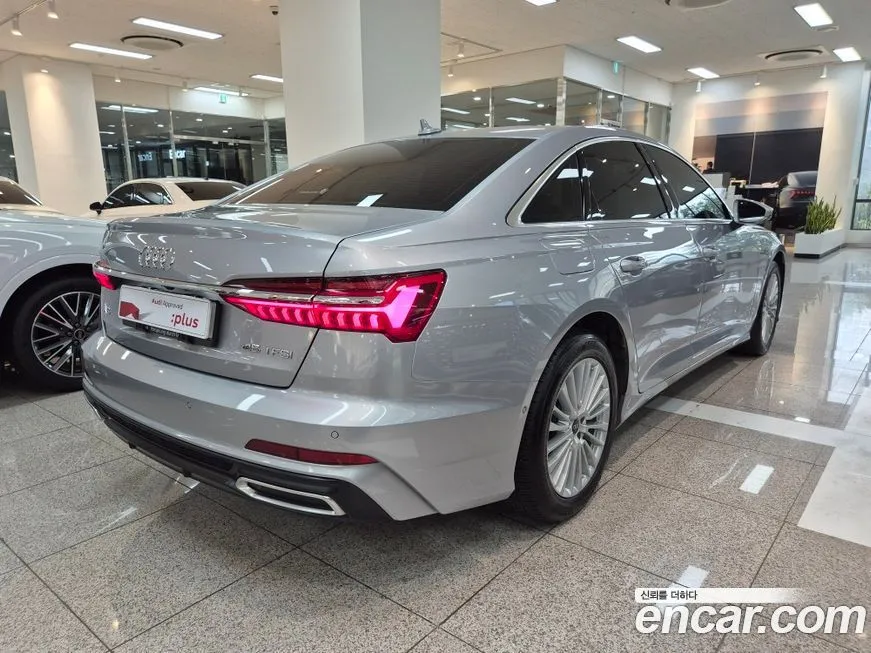 Audi A6 — фото 2