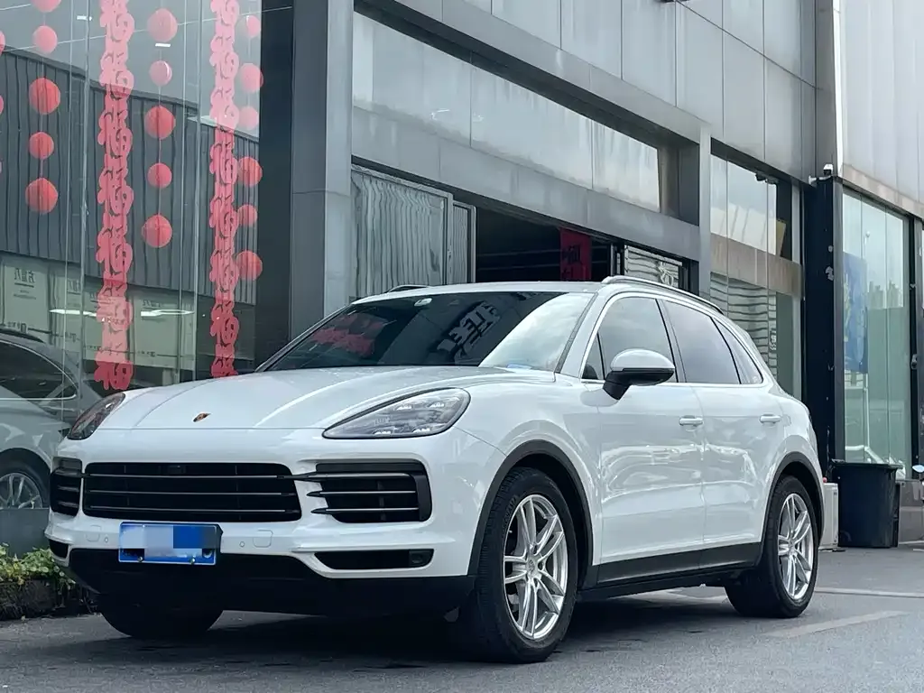 Porsche Cayenne — фото 2