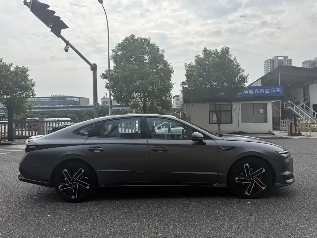 Hyundai Sonata — фото 4