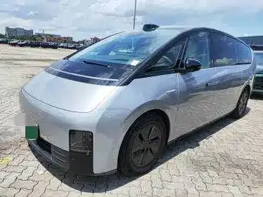 Li Auto MEGA — фото 1