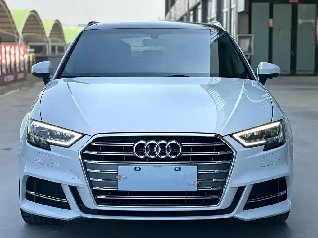 Audi A3 — фото 2