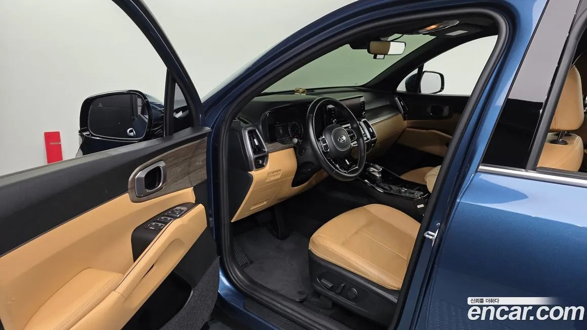 Kia Sorento — фото 10