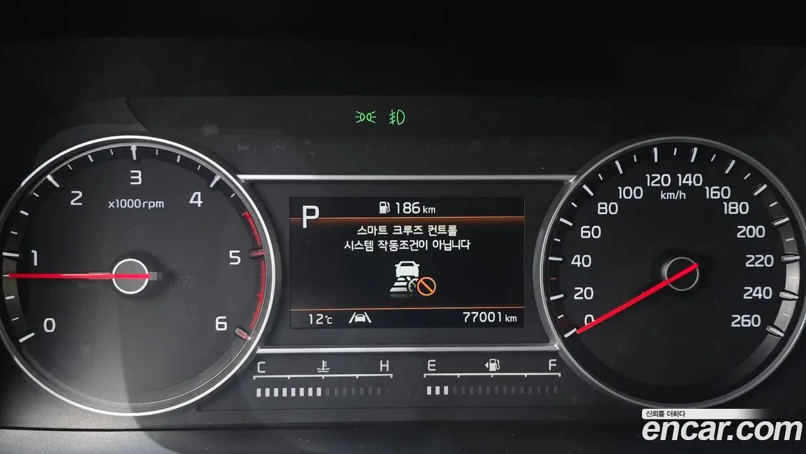 Kia Sorento — фото 8