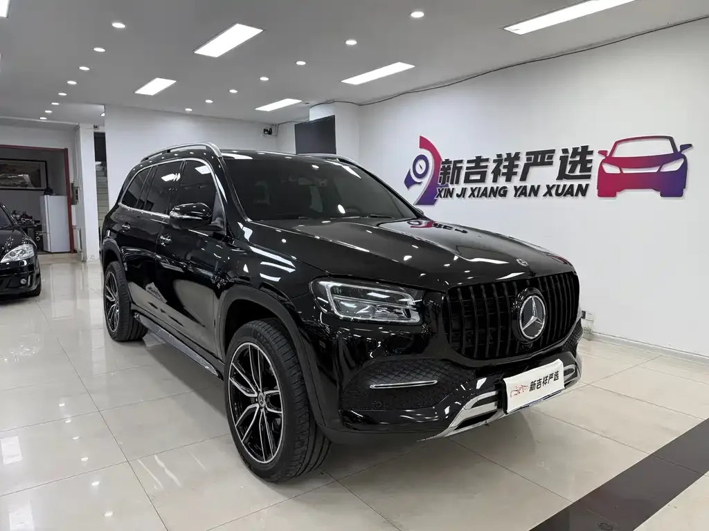 Mercedes-Benz GLS — фото 1