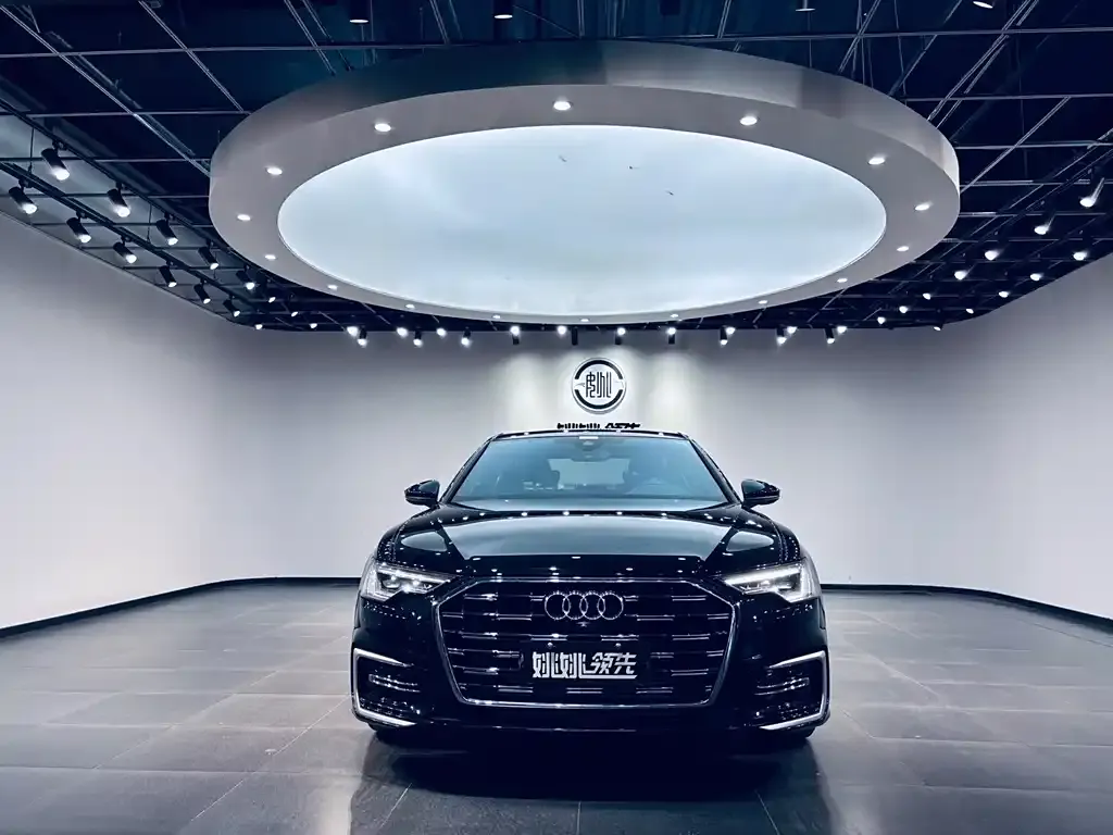 Audi A6L — фото 2