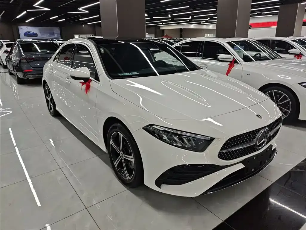 Mercedes-Benz A-Class — фото 4