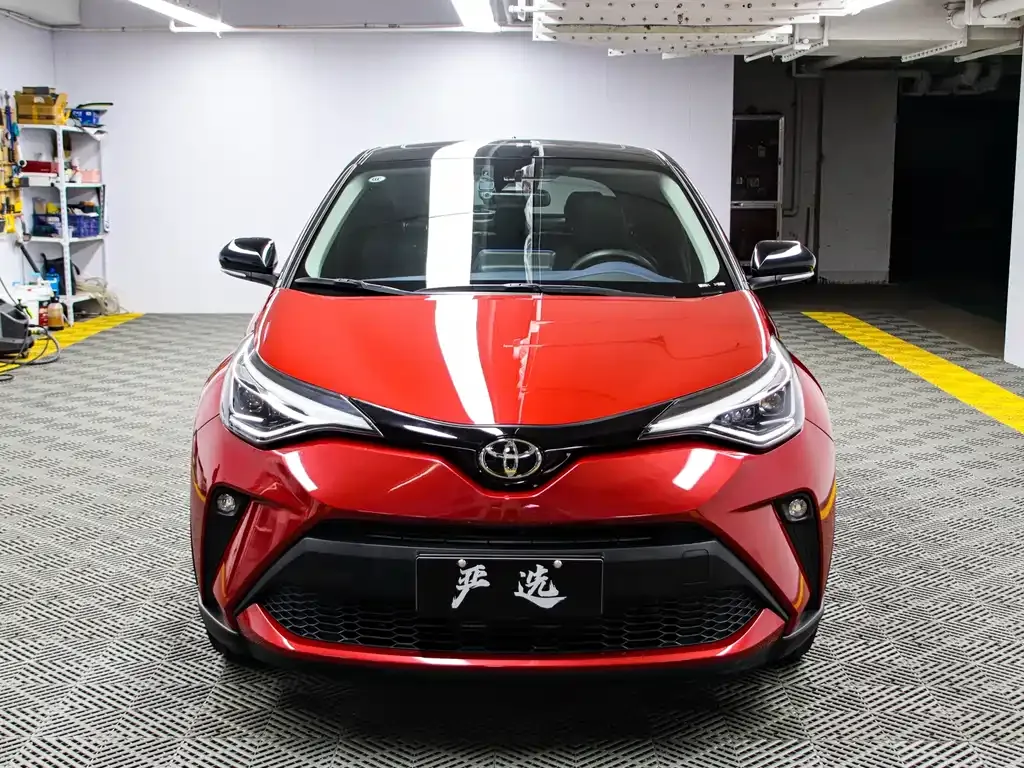 Toyota C-HR — фото 2