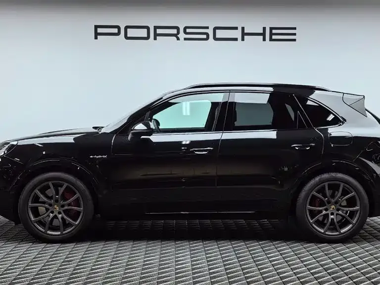 Porsche Cayenne Hybrid — фото 4