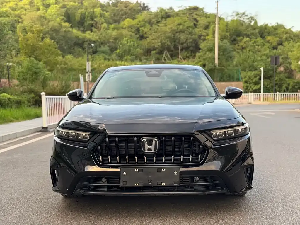 Honda Inspire — фото 2