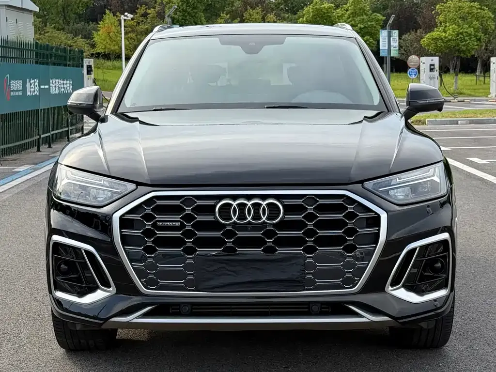 Audi Q5L — фото 2