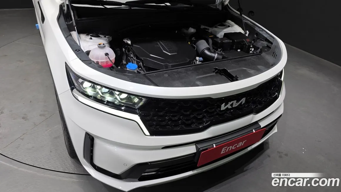 Kia Sorento — фото 6
