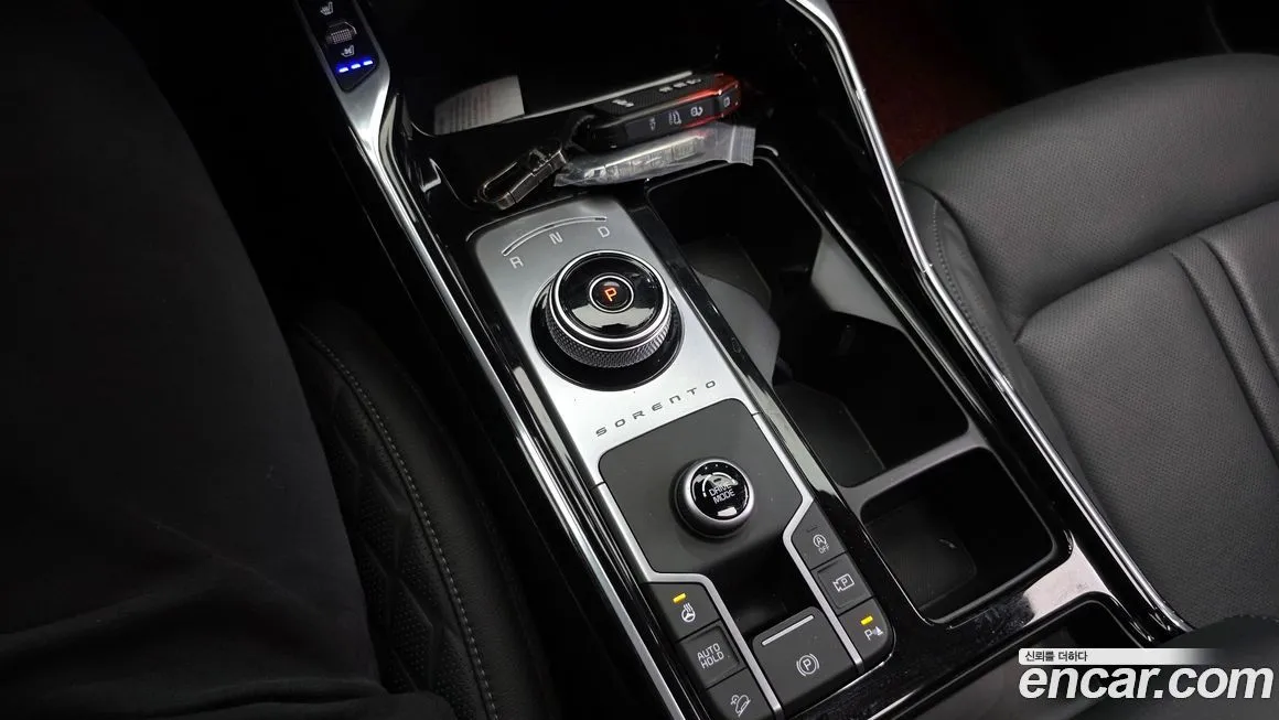 Kia Sorento — фото 9