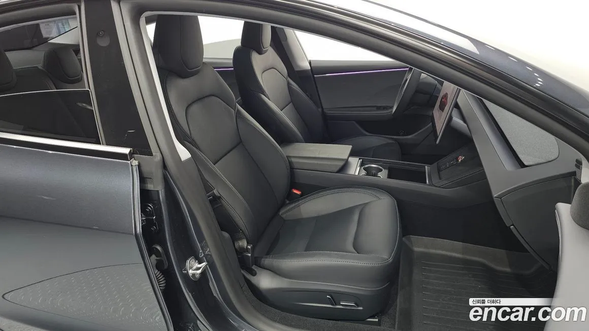 Tesla Model 3 — фото 10