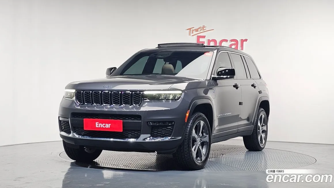 Jeep Cherokee — фото 1