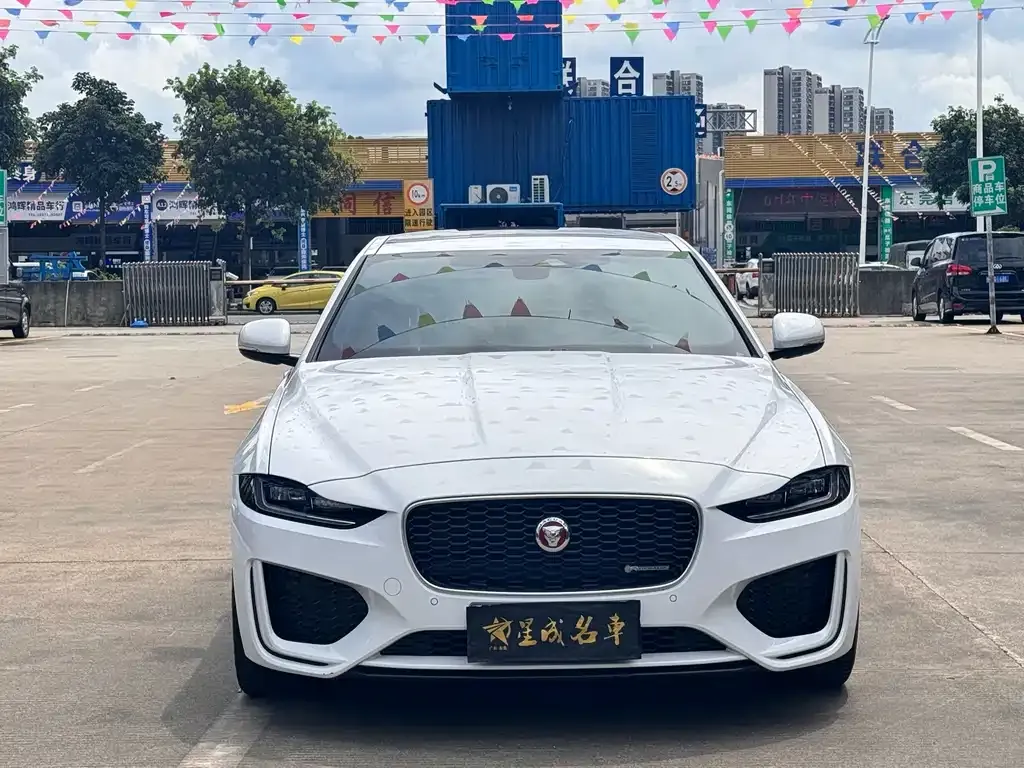 Jaguar XEL — фото 2