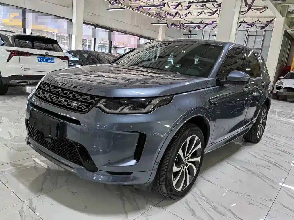 Land Rover Discovery Sport — фото 1