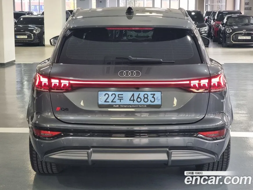 Audi Q6 e-tron — фото 4