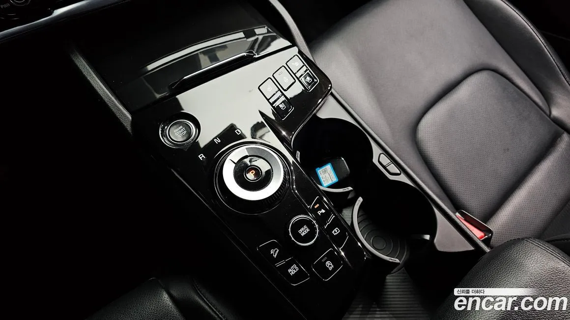 Kia Sportage — фото 9