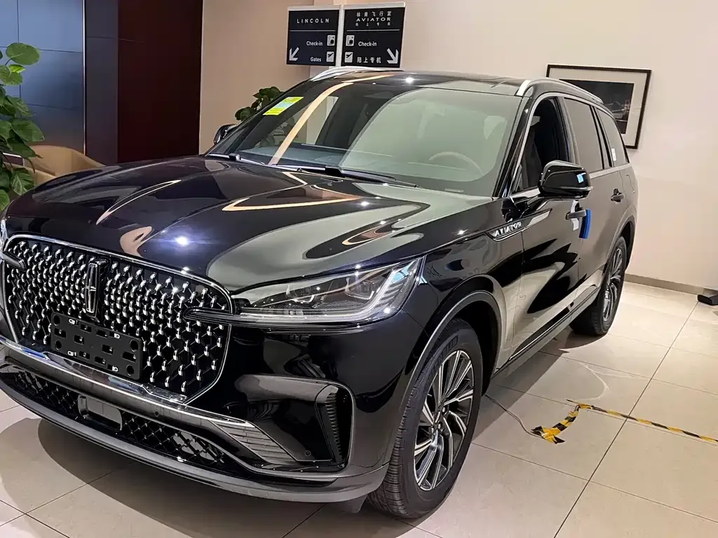 Lincoln Aviator — фото 1