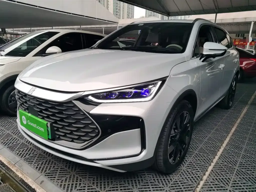BYD Tang New Energy — фото 1