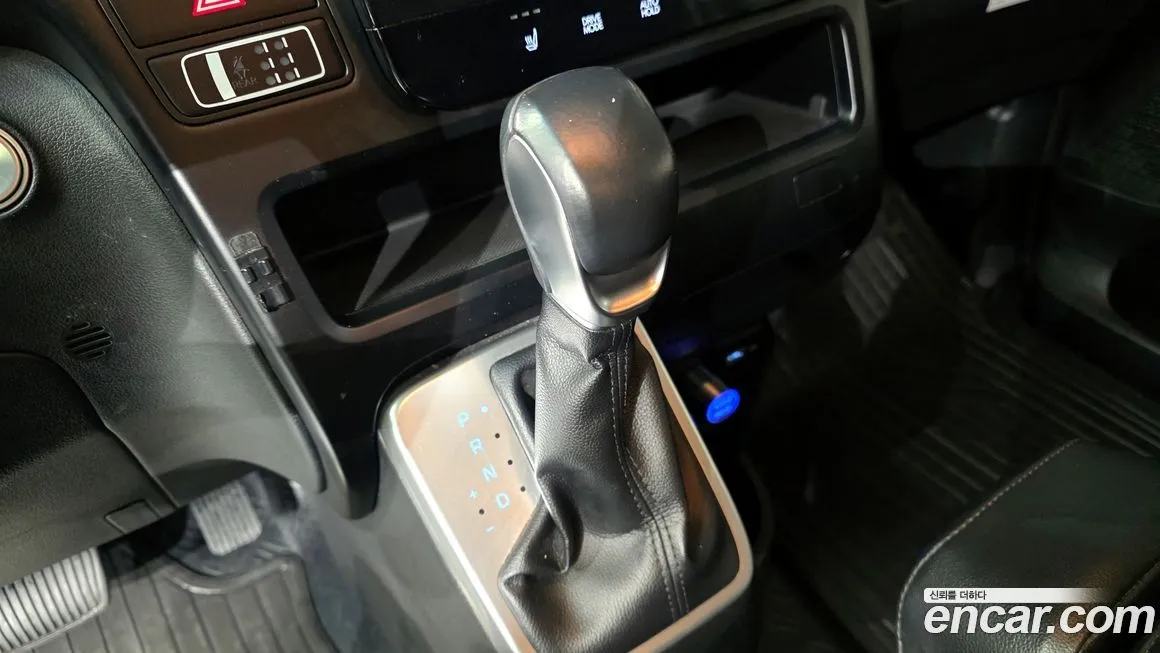 Hyundai Staria — фото 9