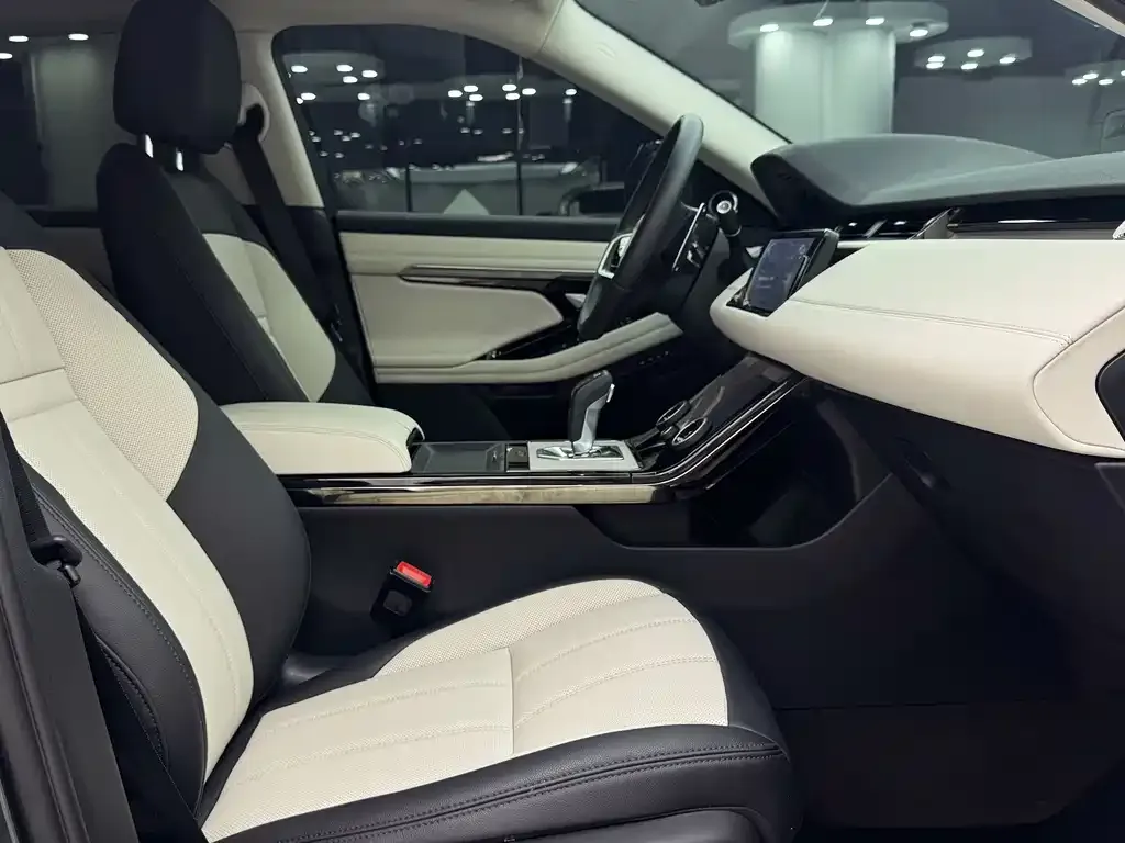 Land Rover Evoque — фото 10