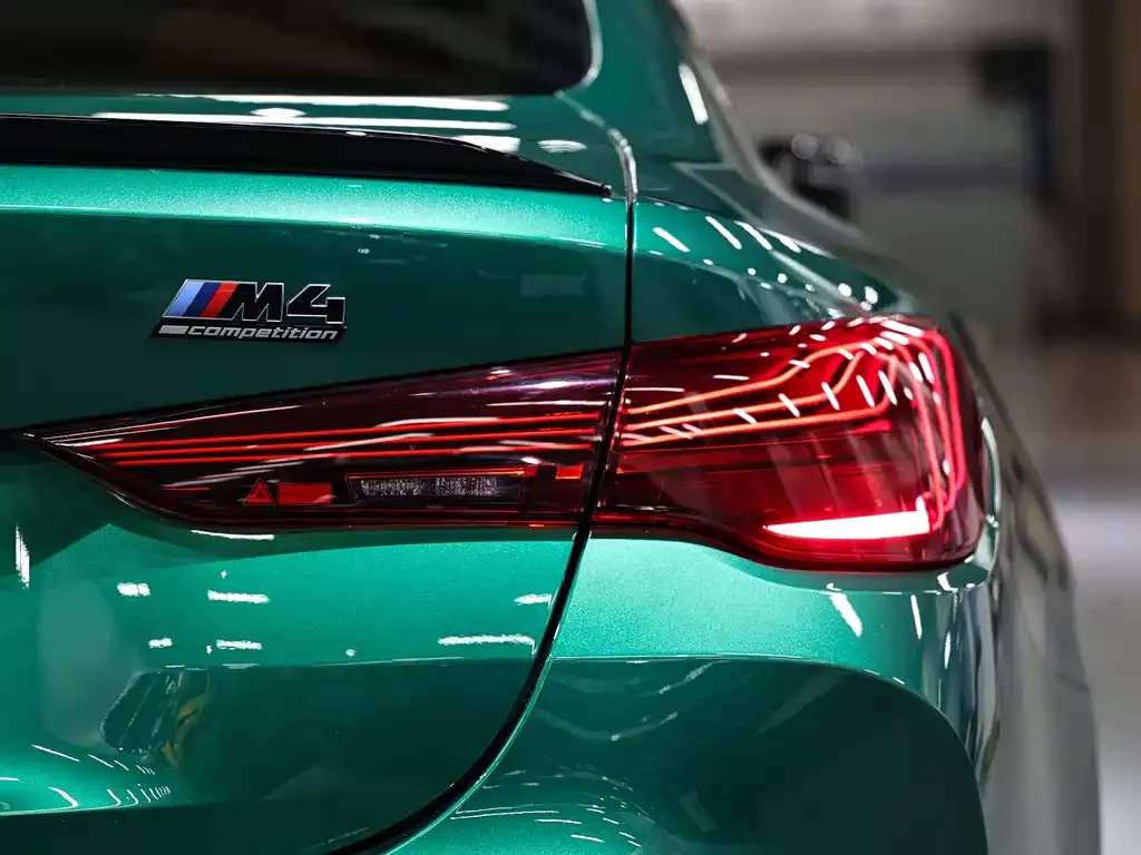 BMW M4 — фото 5