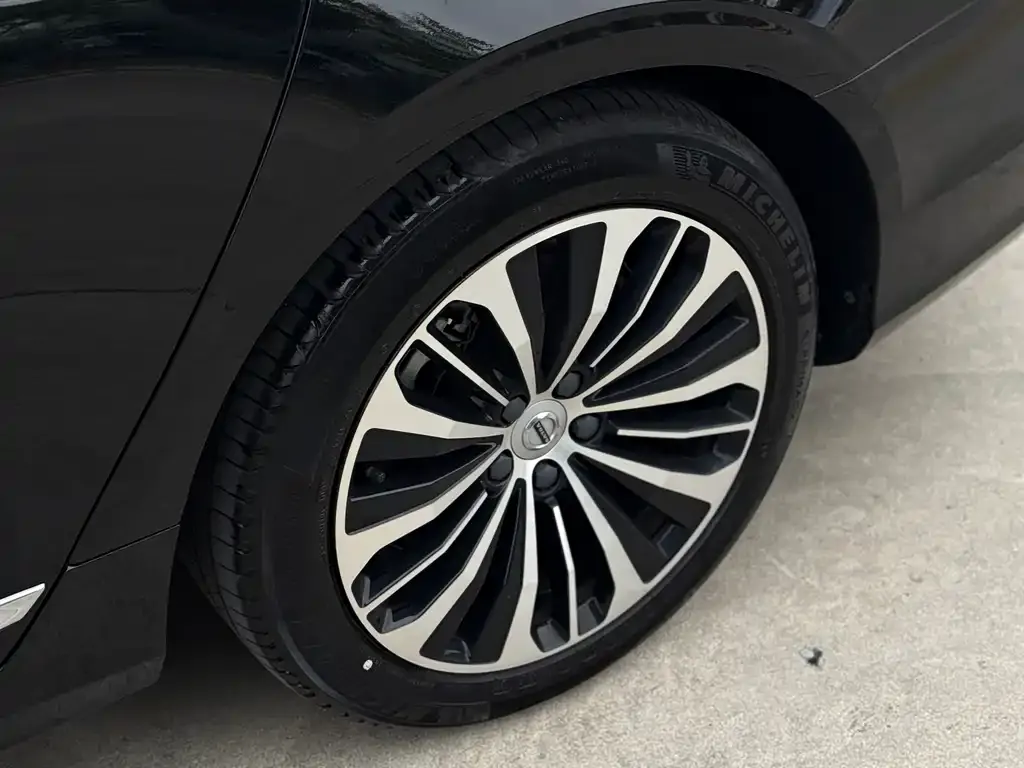 Volvo S90 — фото 10