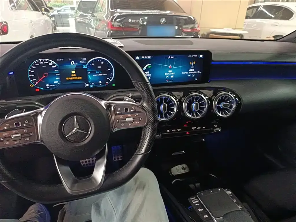 Mercedes-Benz CLA (Import) — фото 10