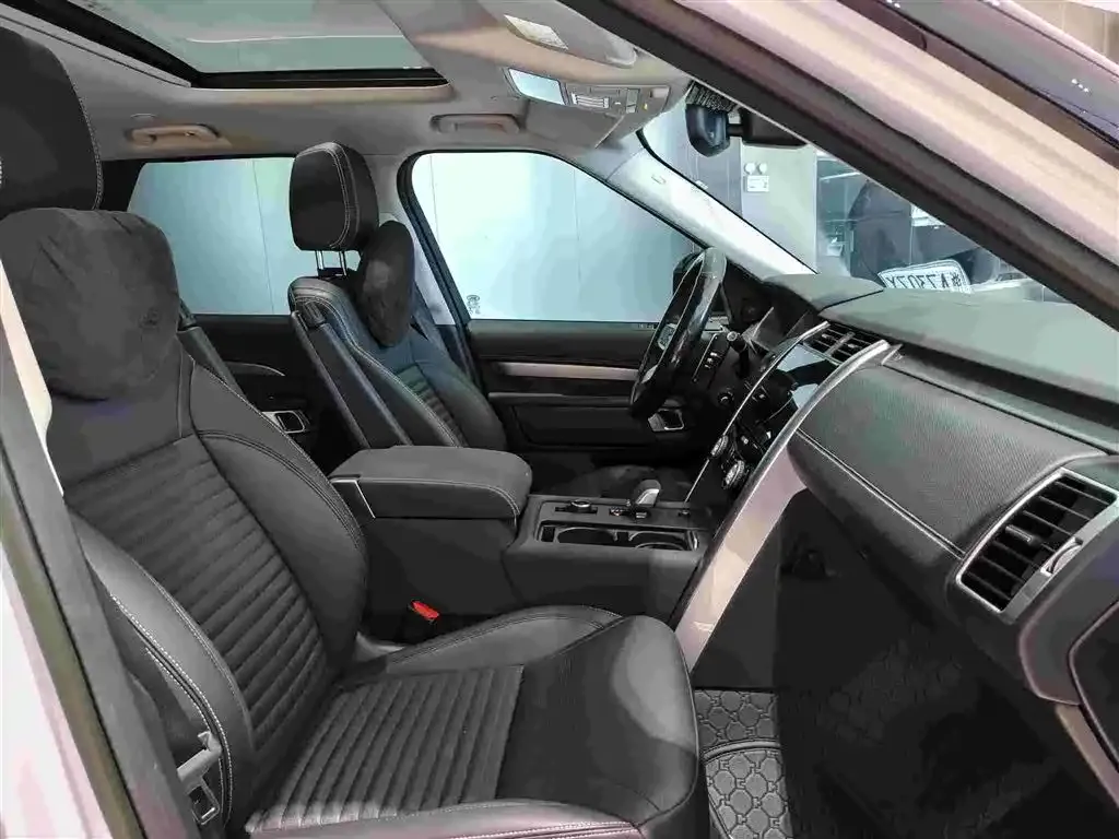 Land Rover Discovery — фото 6
